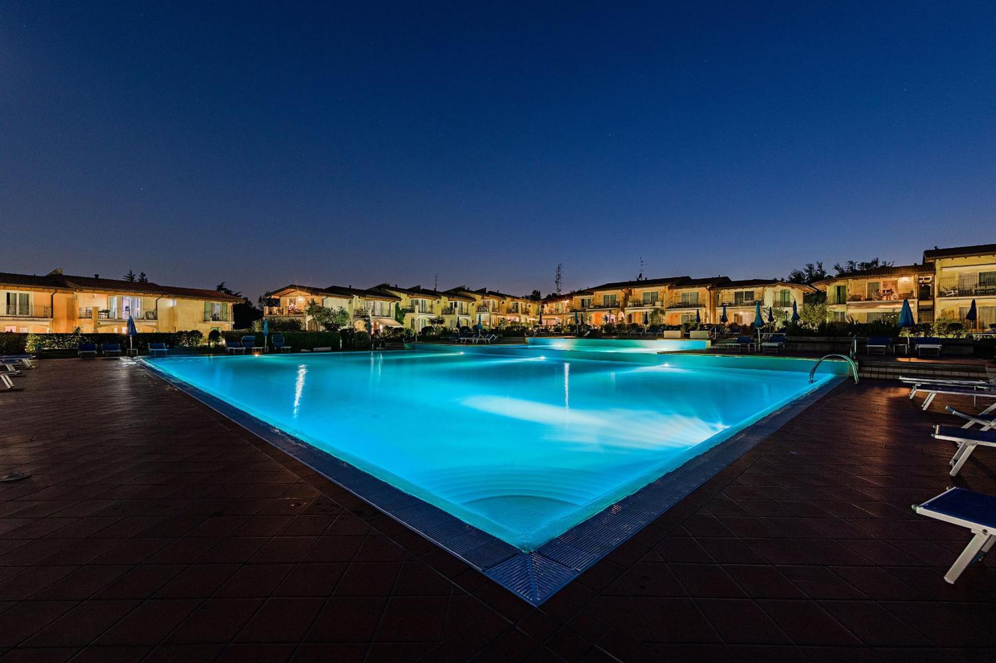 Montecolo Resort By Wonderful Italy Manerba del Garda Exterior foto
