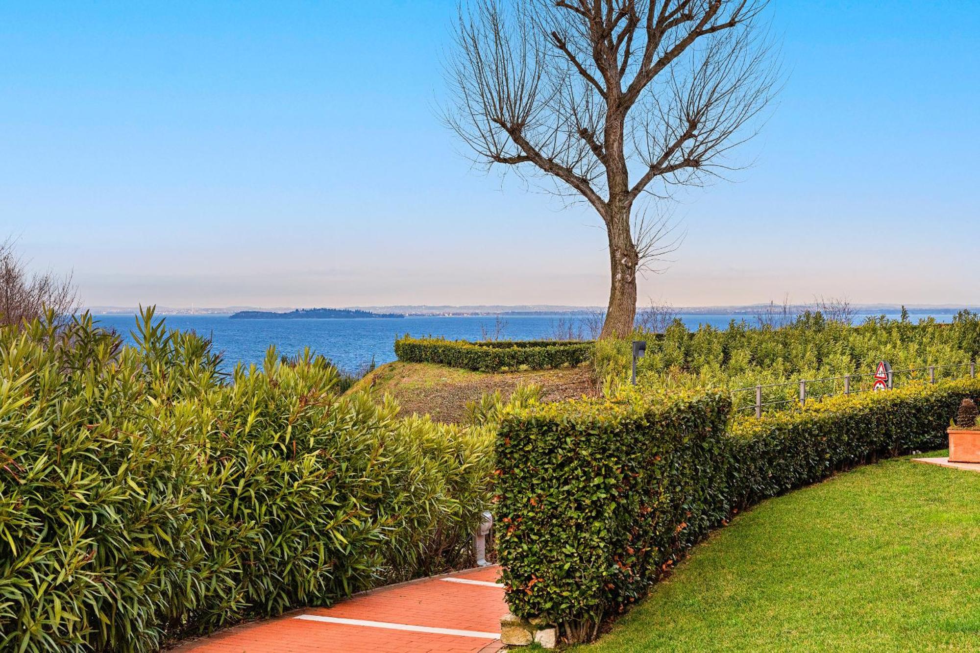 Montecolo Resort By Wonderful Italy Manerba del Garda Exterior foto